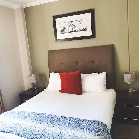 Westpoint Sandton Apartments Йоханесбург Екстериор снимка
