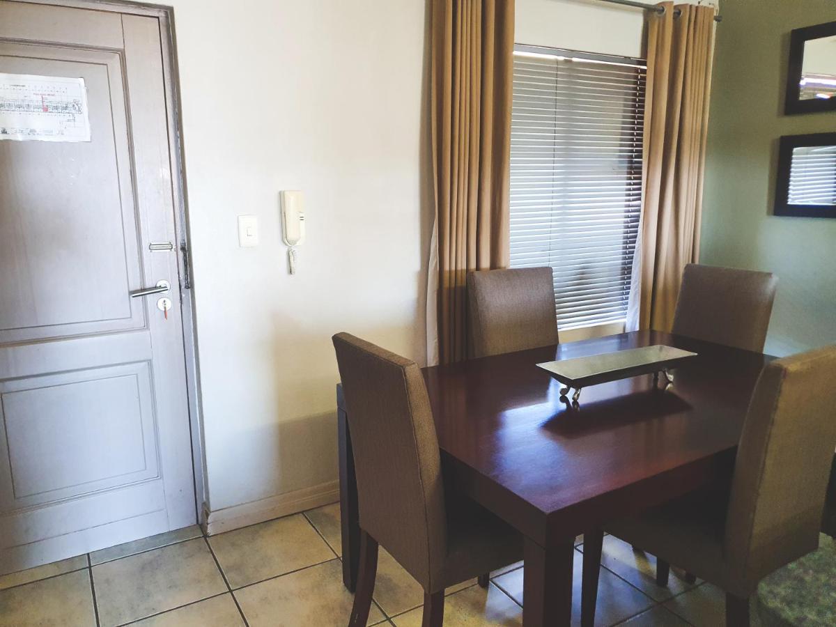 Westpoint Sandton Apartments Йоханесбург Екстериор снимка